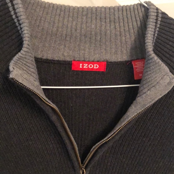 IZOD Men’s half zip sweater - Picture 2 of 2